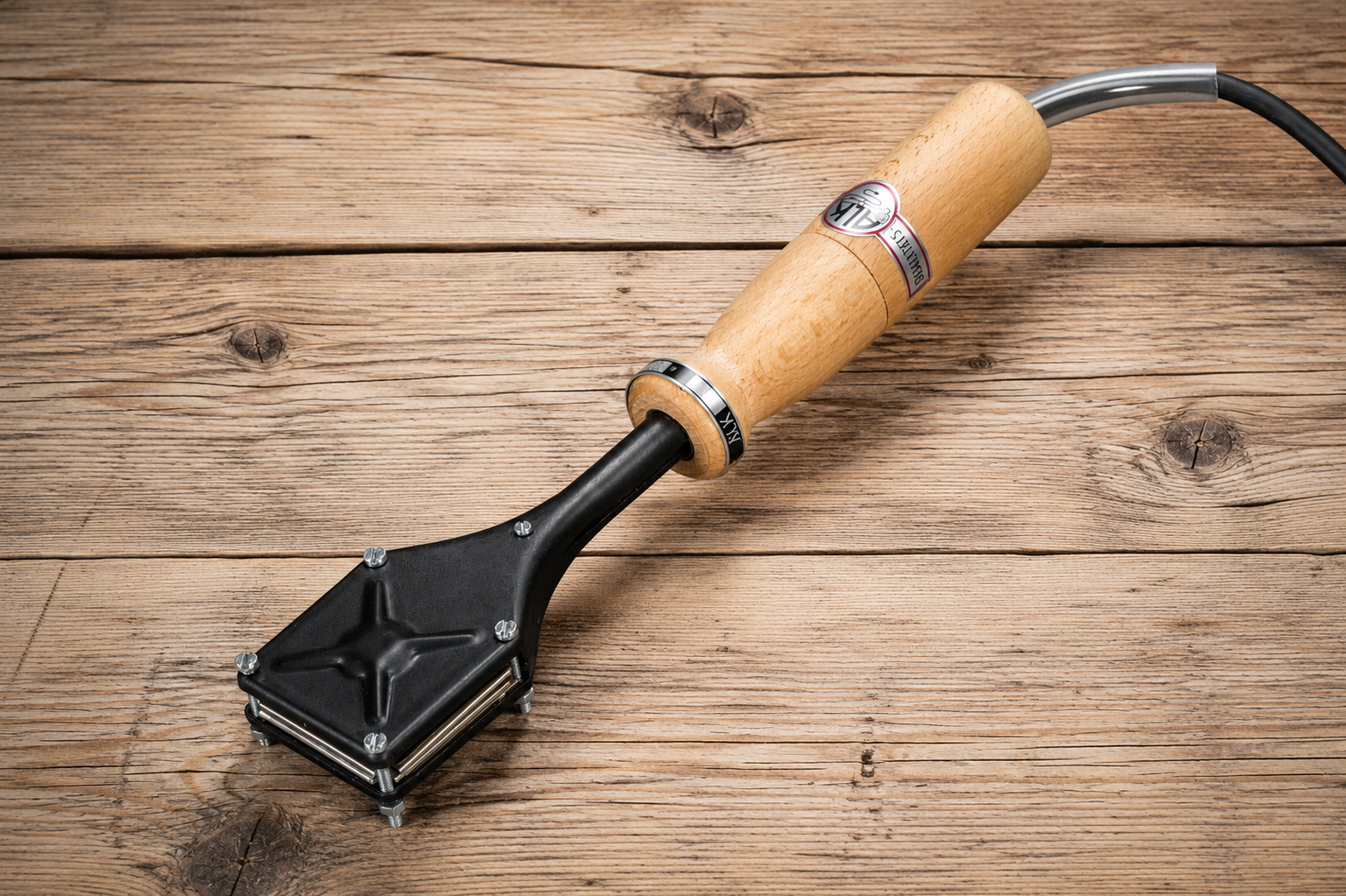 Elektrischer Brennstempel mit individuellem Logo zum Einbrennen in Holz, Leder und Kork – Menge Graviertechnik Solingen